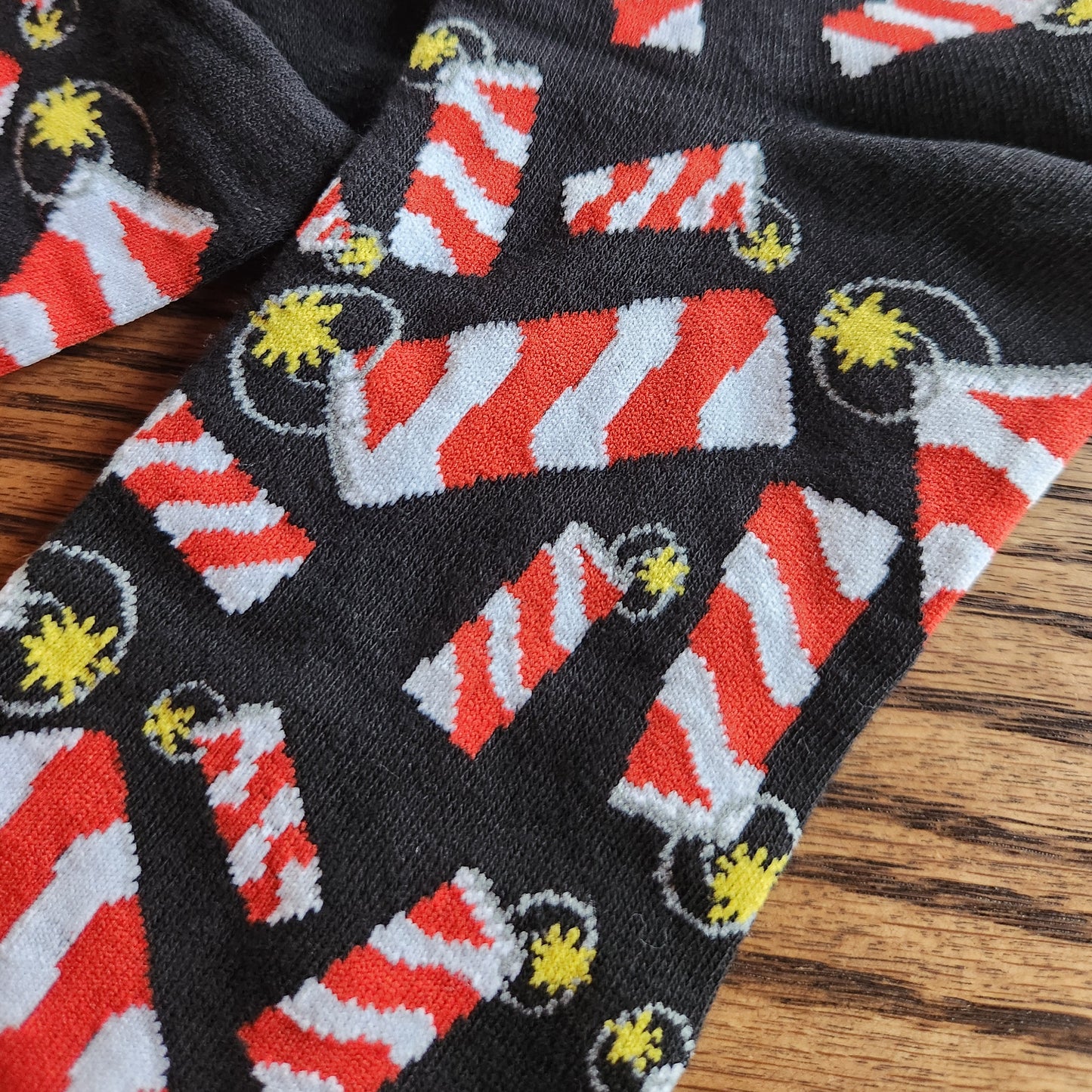 Socks - "Let it Blow! Let it Blow! Let it Blow!"