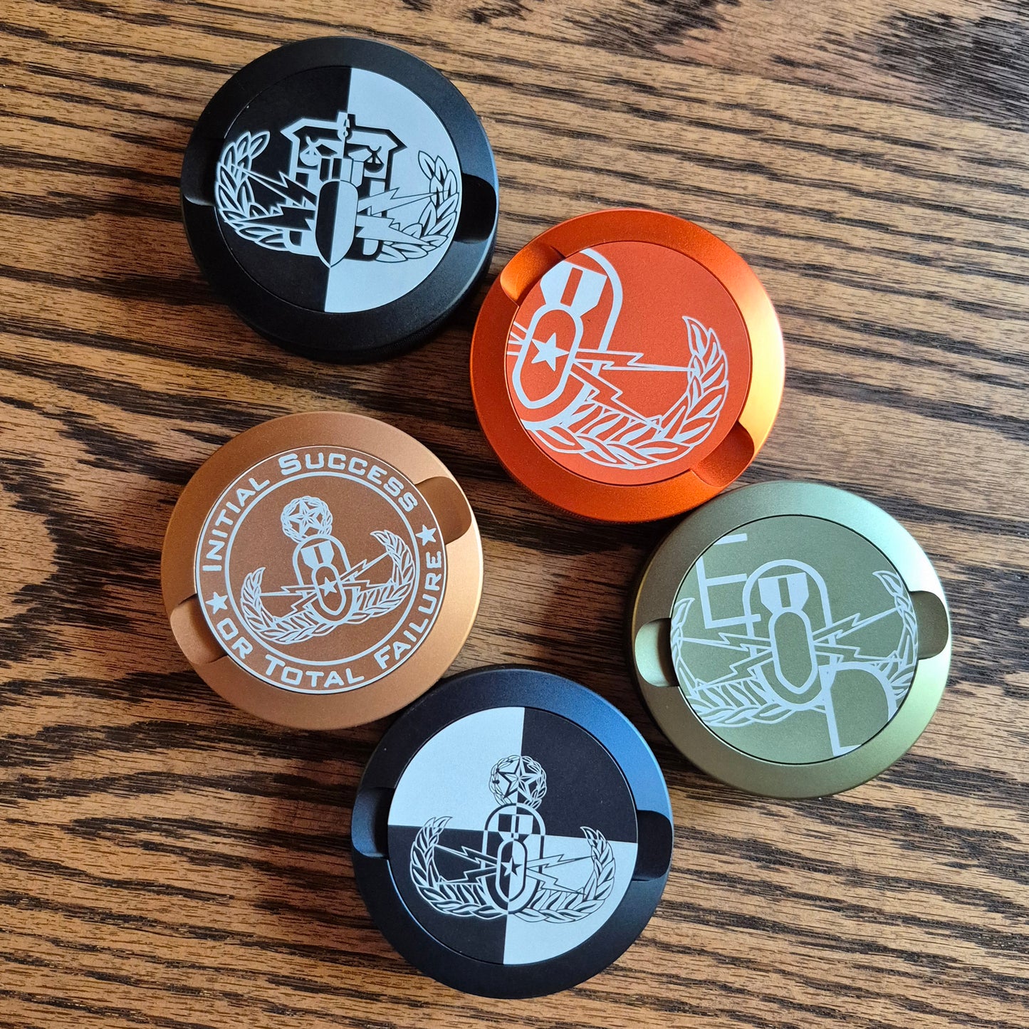 Smokeless Nicotine Container - "Basic Badge"