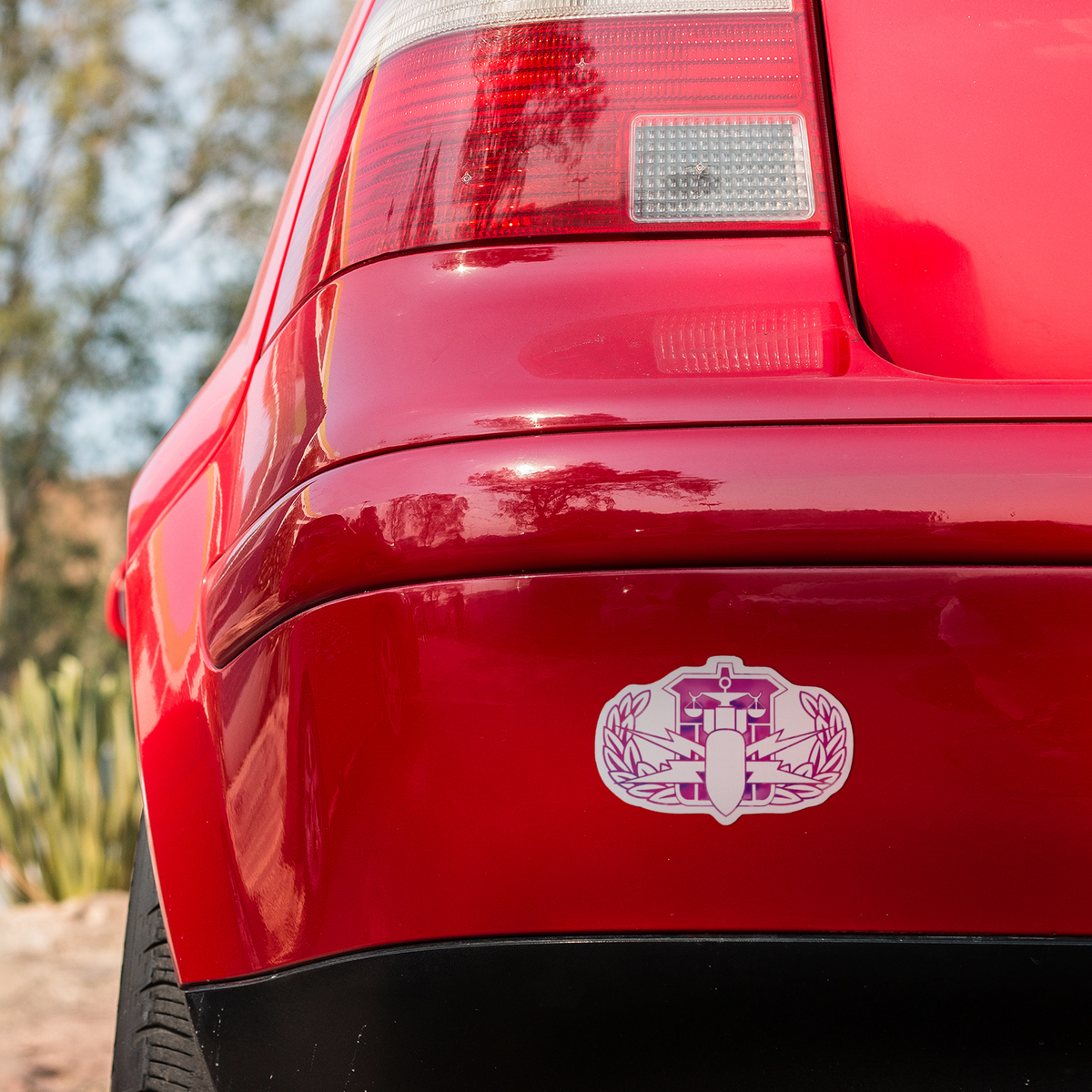 Vinyl Sticker/Decal - "It's 5 o'clock Somewhere" (HDS/PSBT Badge - Pinks)
