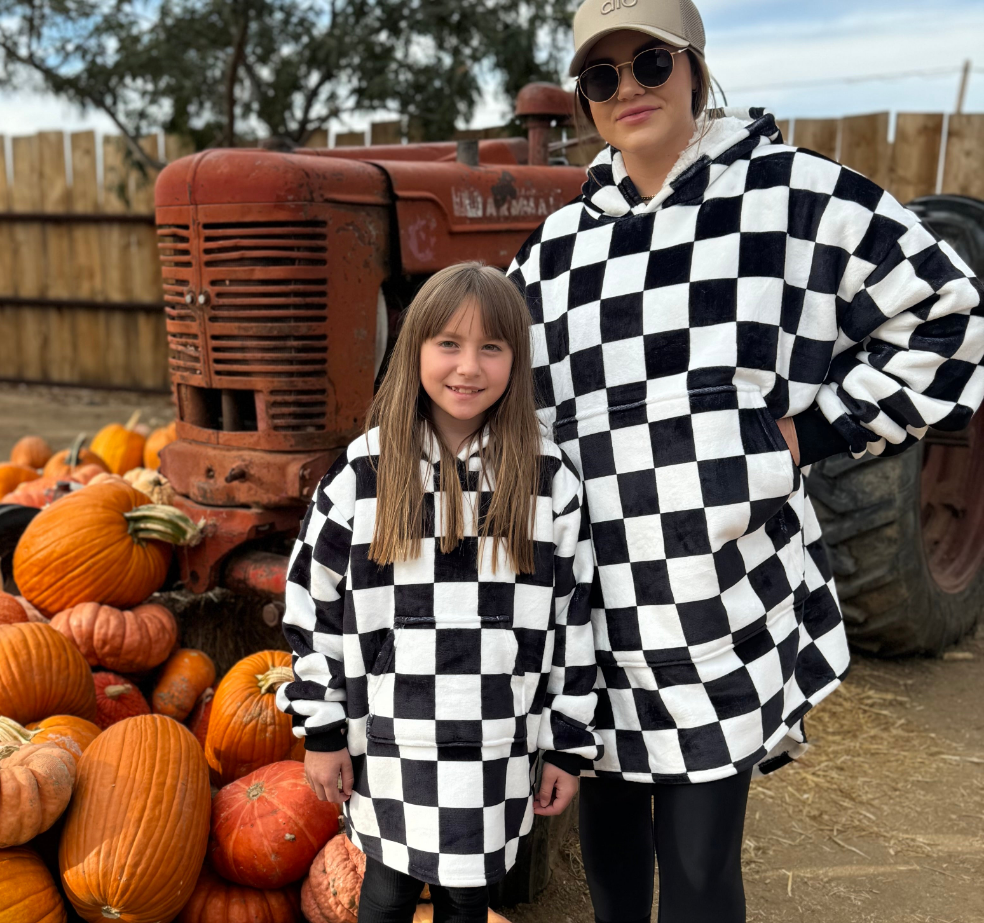 Pre-Order Checkered Oversized Sherpa Hooded Blanket (Youth)