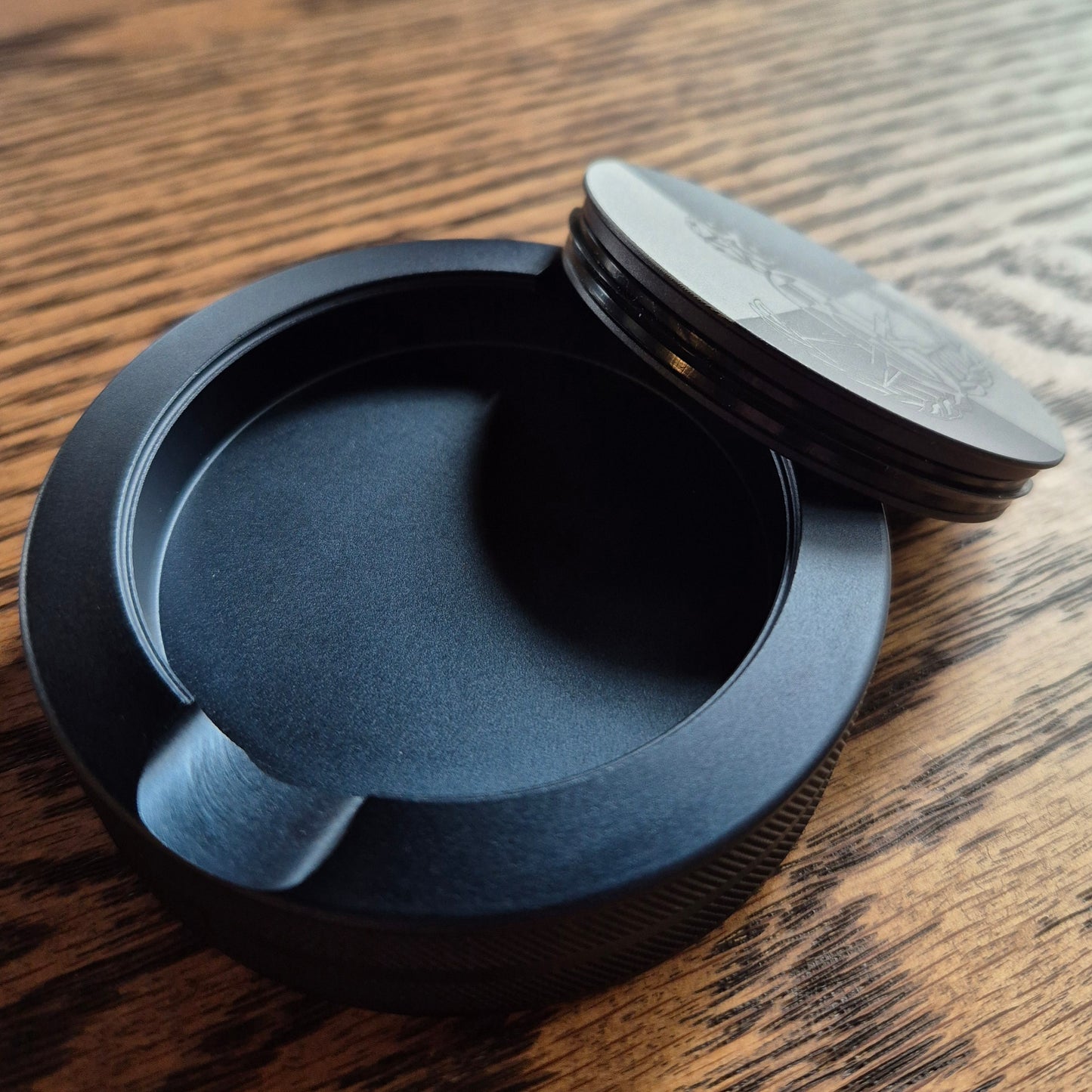 Smokeless Nicotine Container - "Master Badge"