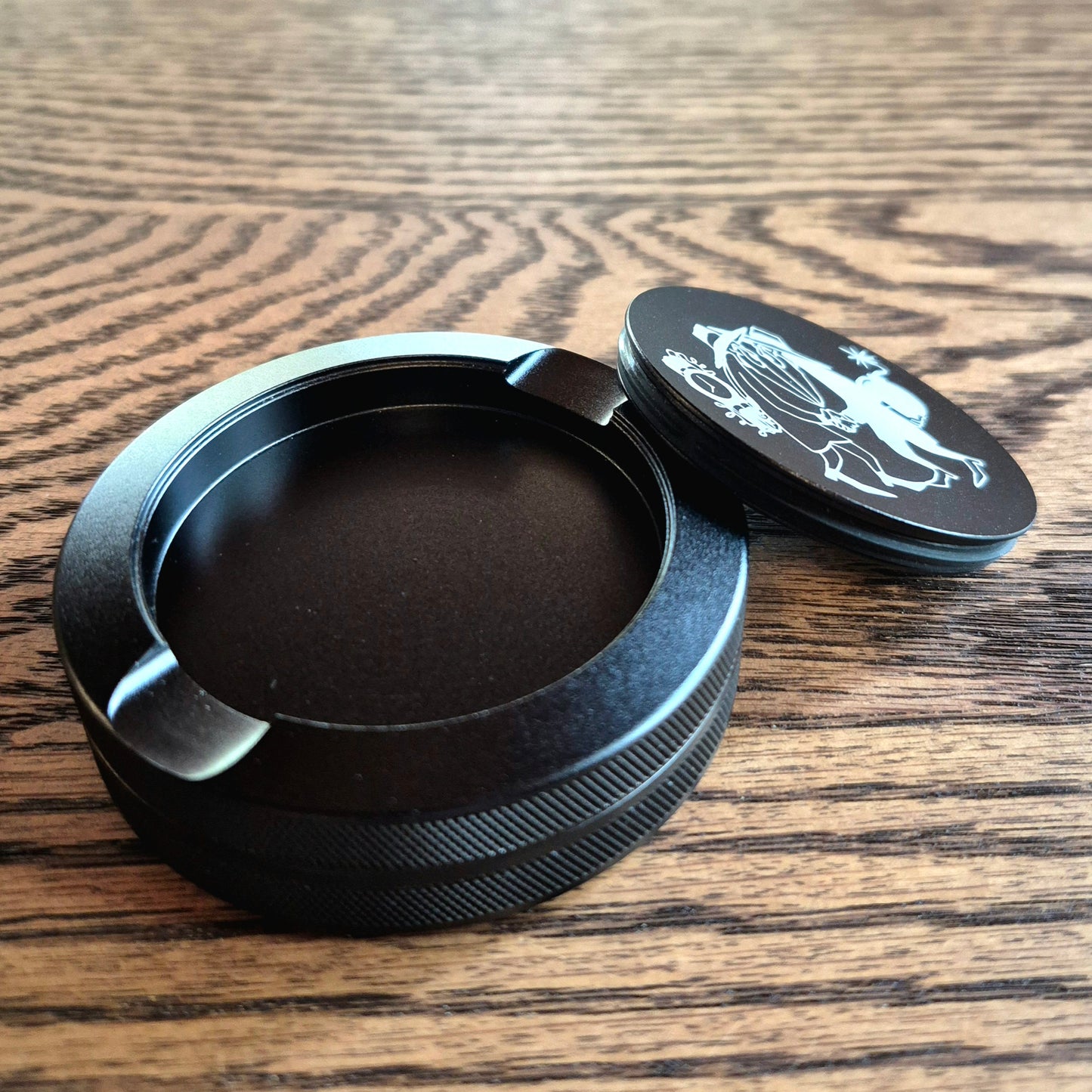 Smokeless Nicotine Container - "Secret Agents"