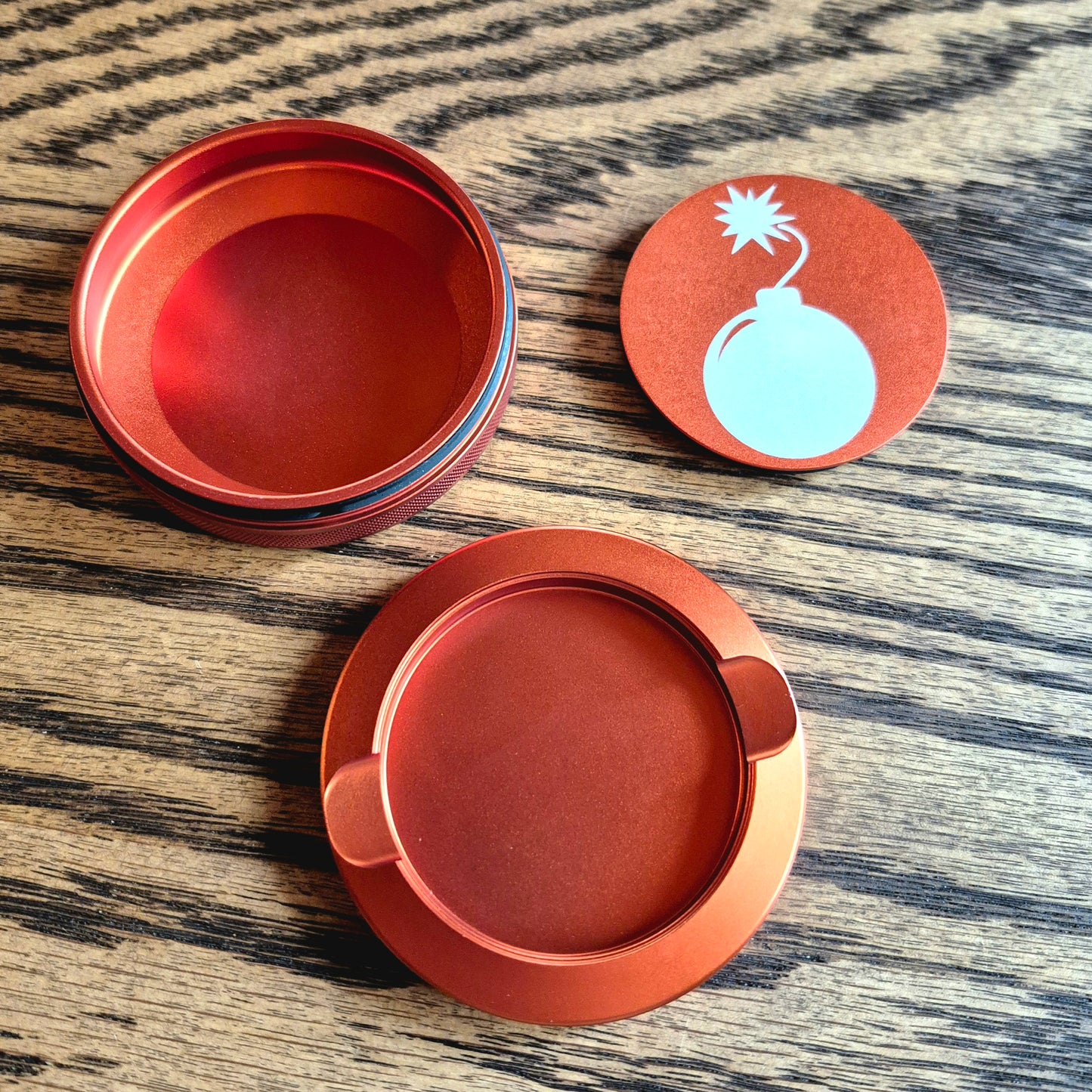 Smokeless Nicotine Container - "Old School Bomb"