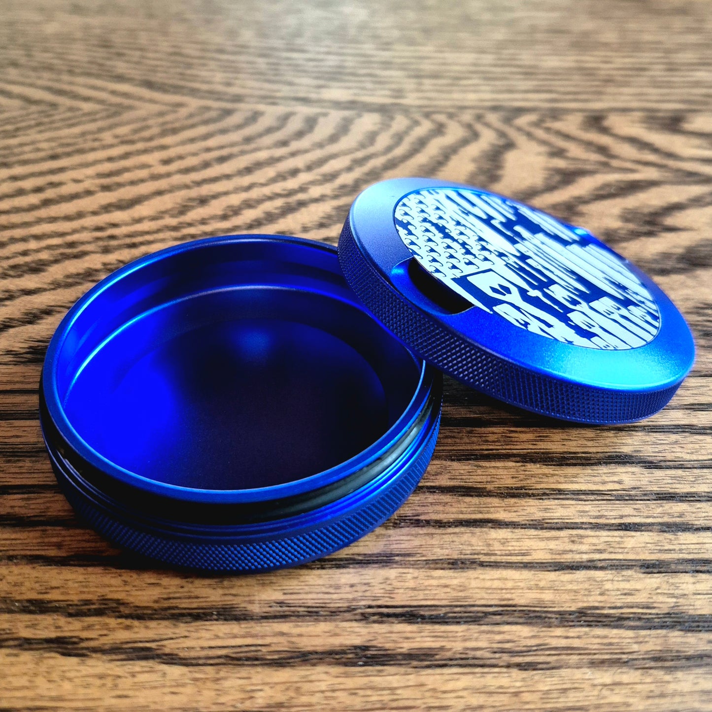 Smokeless Nicotine Container - "EOD Bomb Flag"