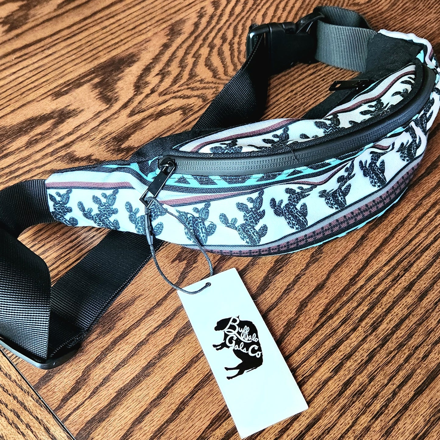 Print On Demand - Crossbody Sling Bag - "Aztec Prickly Pear"