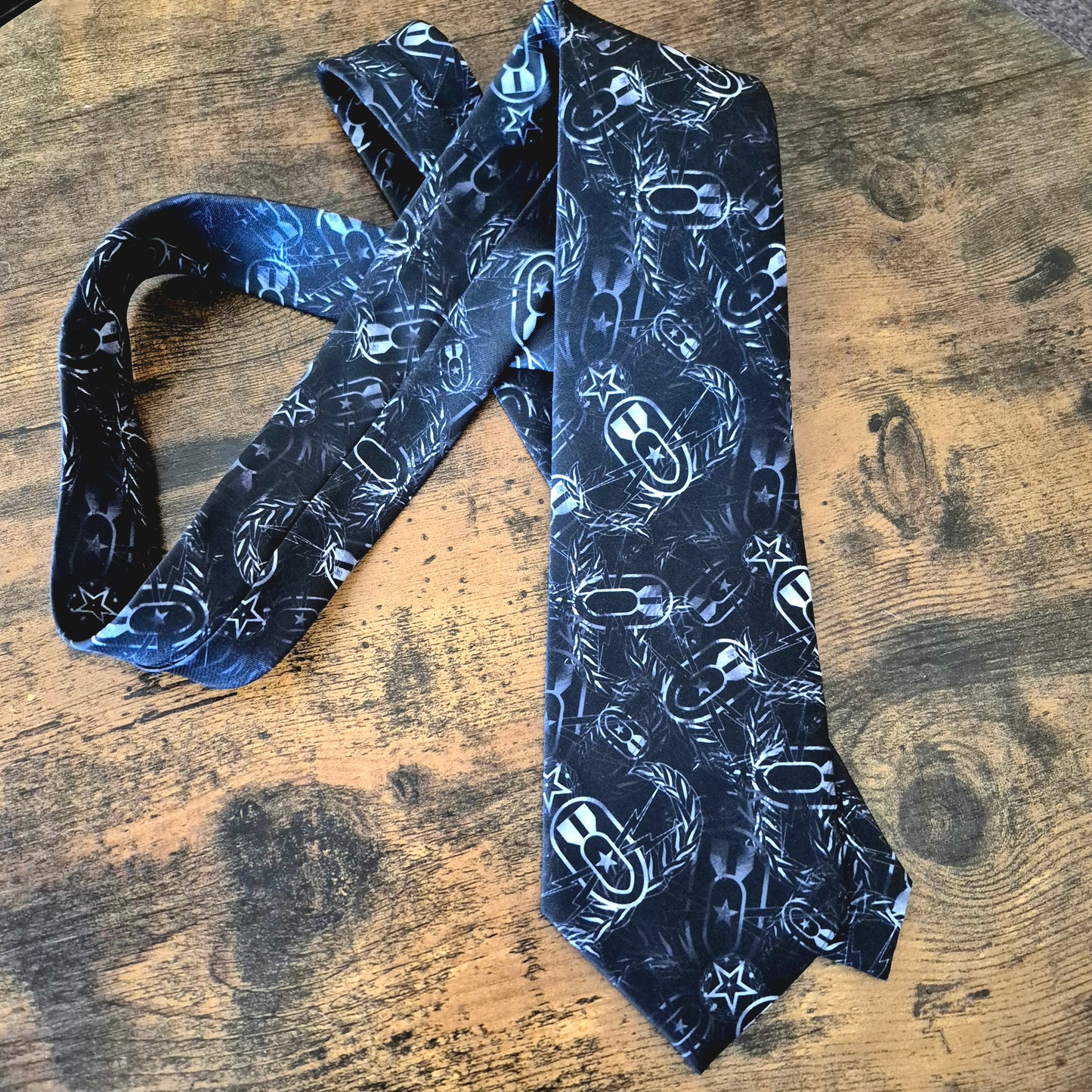 Necktie - "It's 5 o'clock Somewhere" (Black & White)